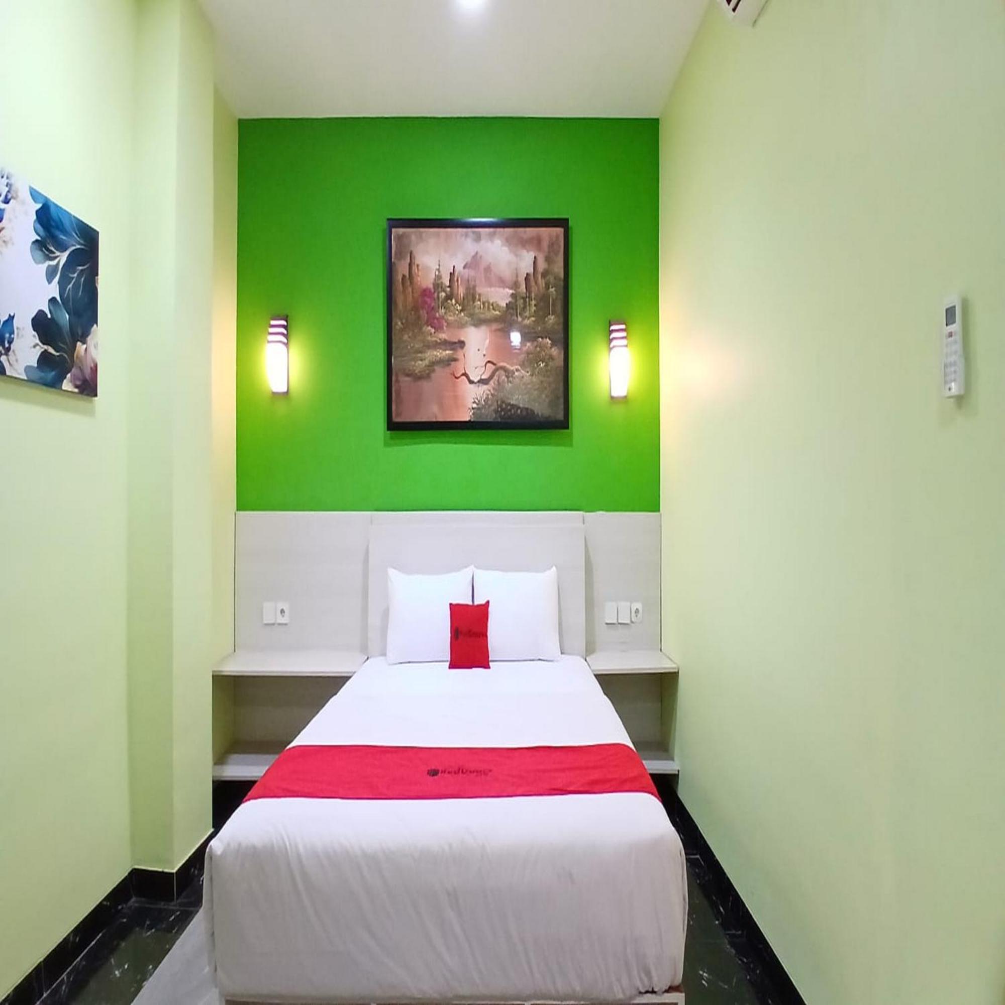 Reddoorz At Griya Athaya Maguwoharjo Yogyakarta Hotel 2*