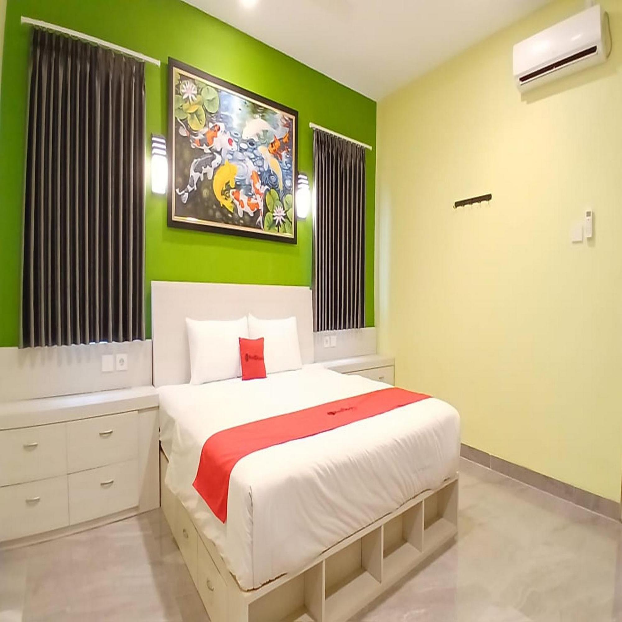 Hotel Reddoorz At Griya Athaya Maguwoharjo Yogyakarta